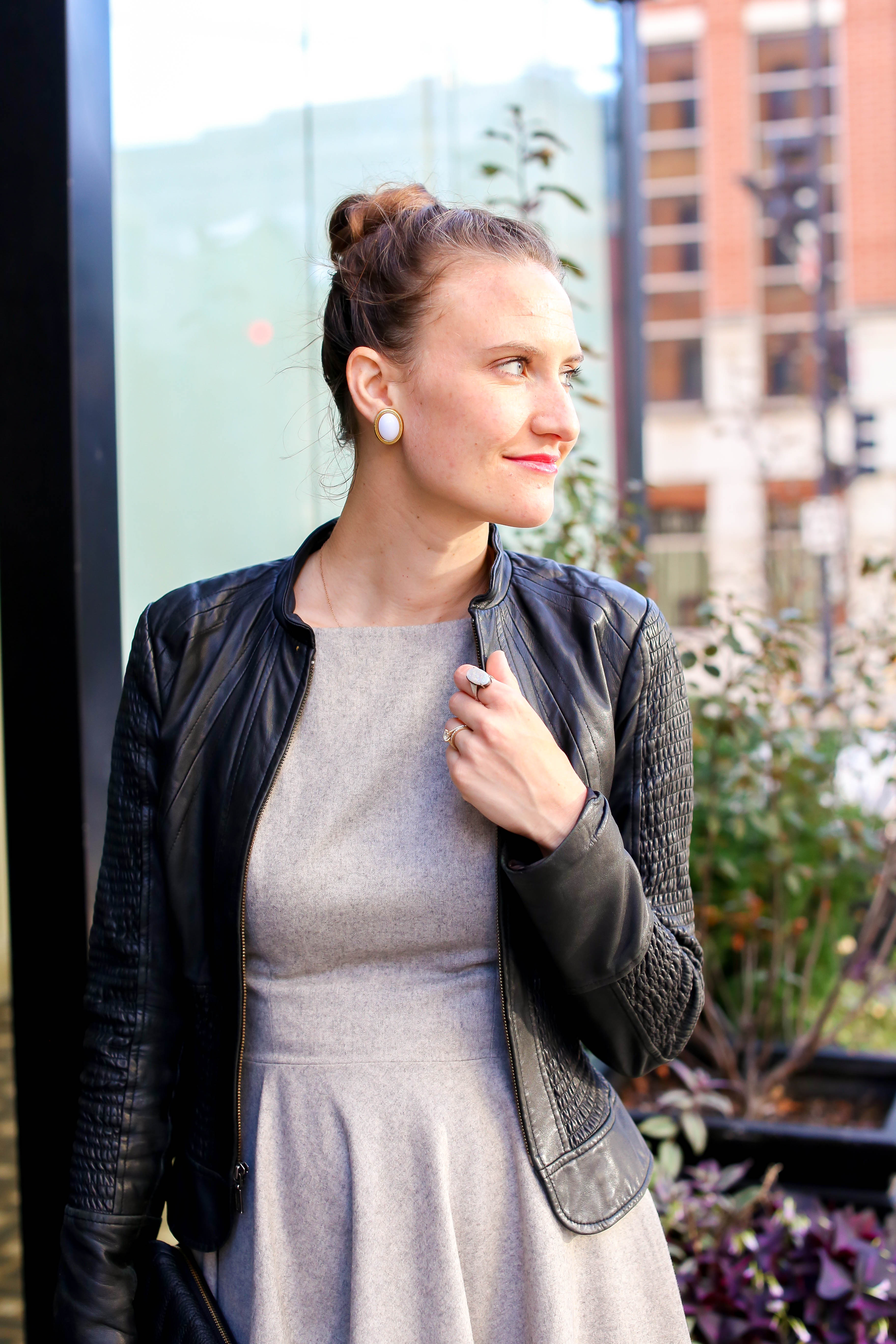 styling-socks-with-heels_black-leather-jacket_1