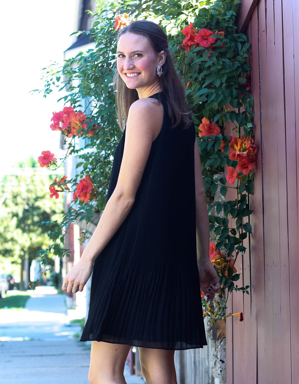 ann-taylor-blush-heels_black-pleated-dress-5