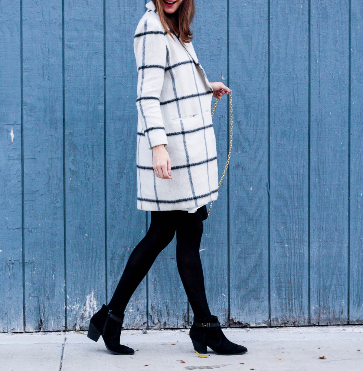 the-perfect-little-white-dress_top-chicago-fashion-blogger_isnt-that-charming-2