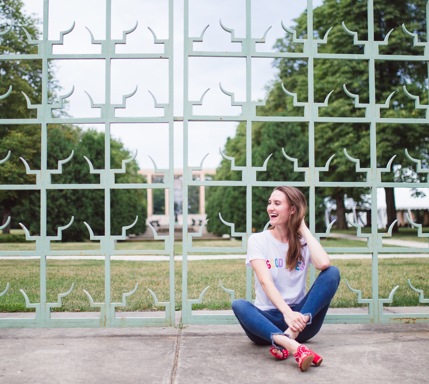 FRAME Le Skinny de Jeanne Triangle Hem Jeans | "Good Vibes" T-shirt | Vince Camuto Jorlyn Mules | Isn't That Charming