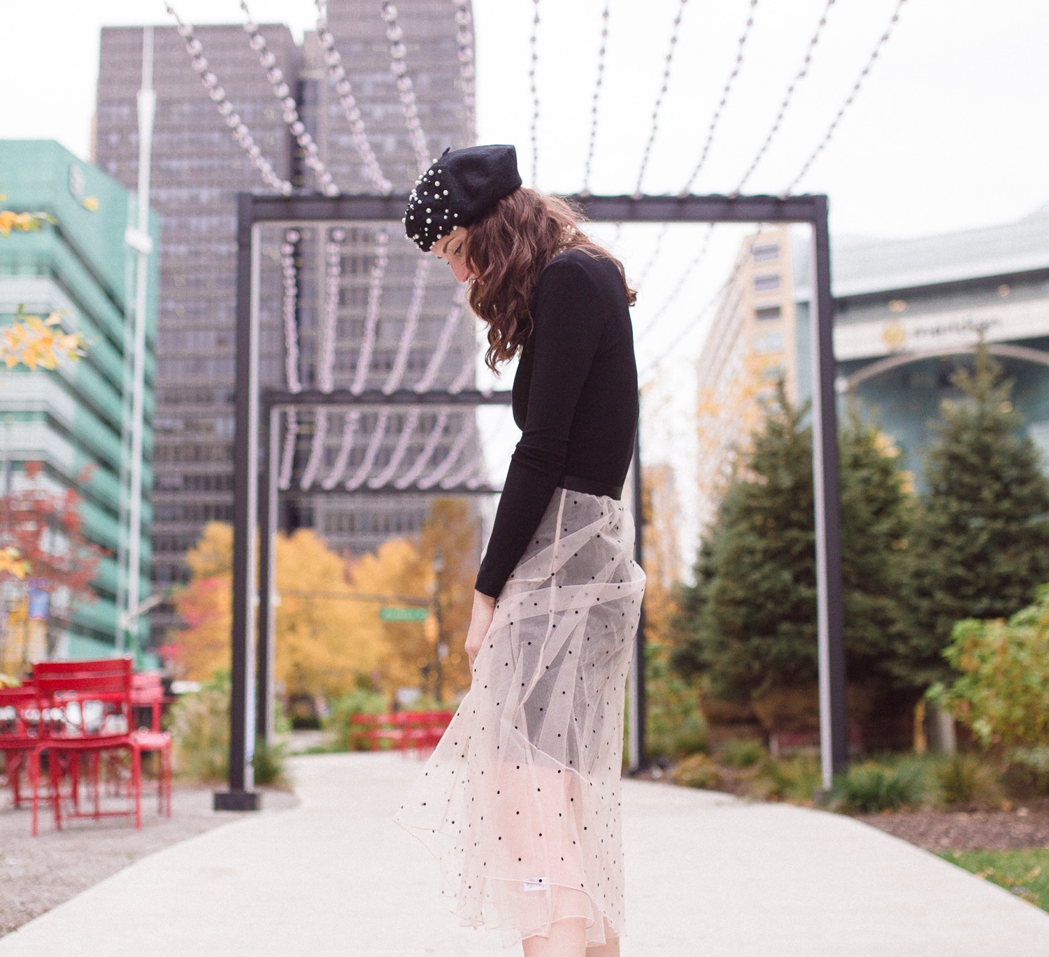 How to dress like a french girl