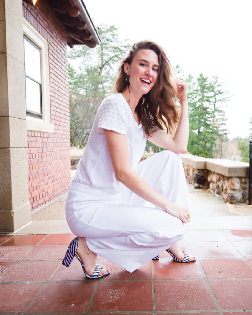 How to wear all white, all white outfit