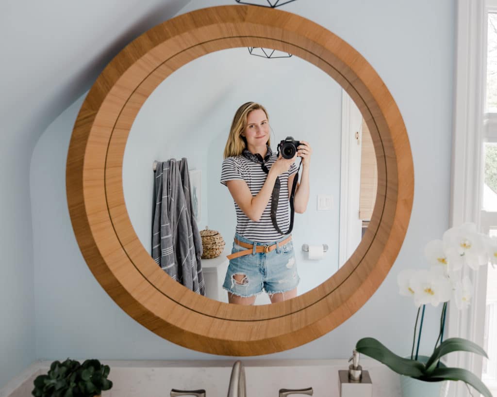 Selfie in mirror, clean beauty suggestions