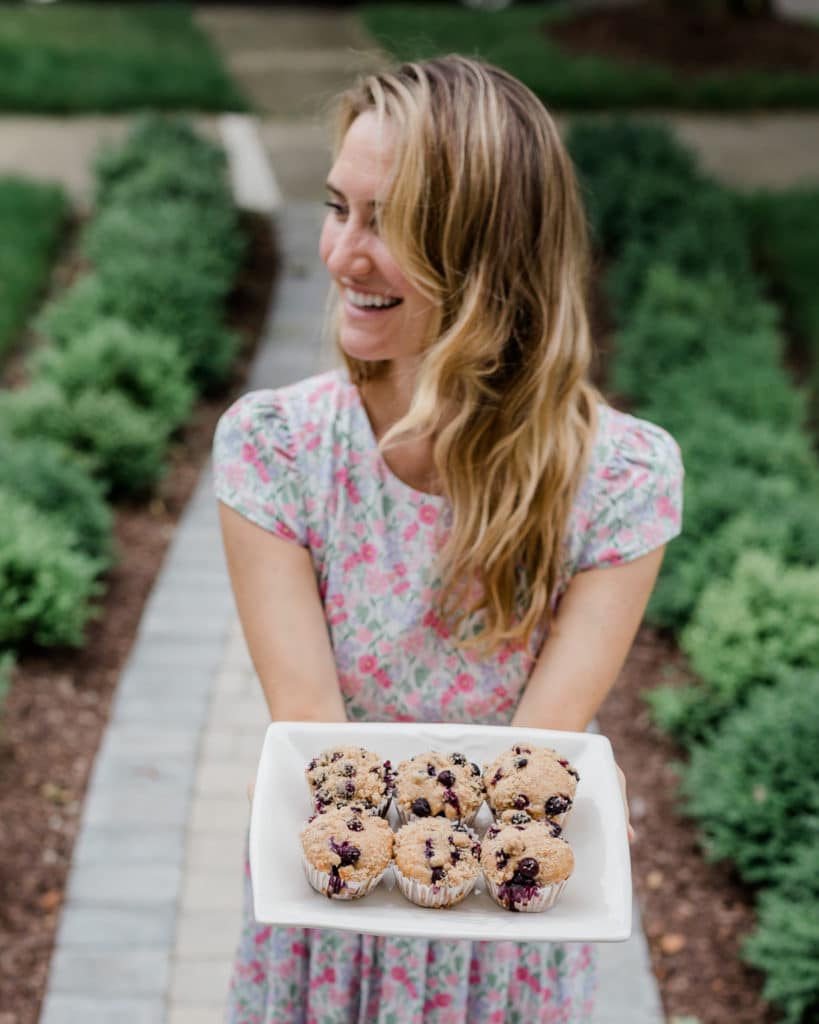 Blueberry muffins, being a nice neighbor