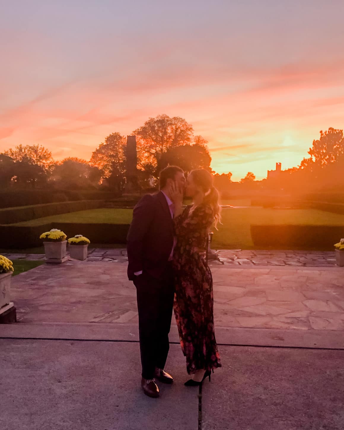 Belle Isle Conservatory Couple kissing at Belle Isle Conservatory | The Charming Roundup: V3