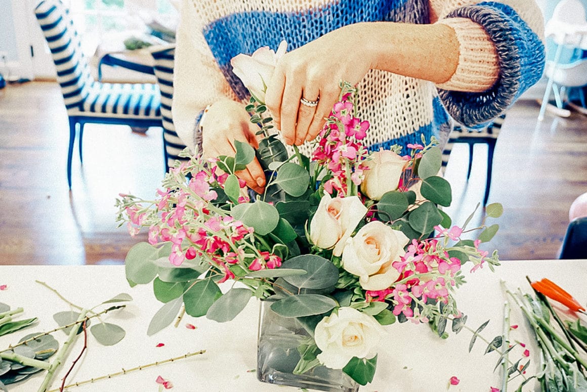 DIY flower arrangement DIY flower arrangement