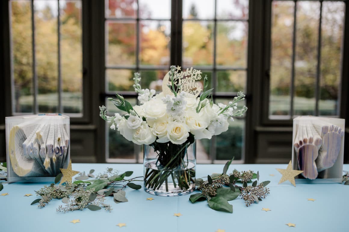 Baby shower party table Baby shower party table