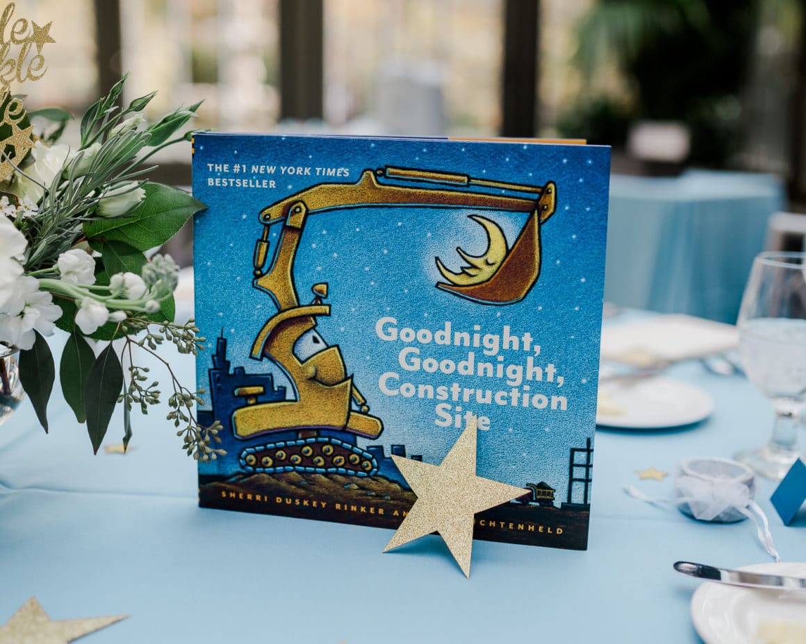 Gender neutral baby shower themes Gender neutral baby shower theme ideas