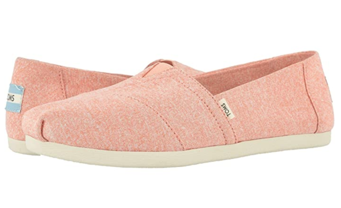 10 Adorable Picks For Mothers Day Gifts